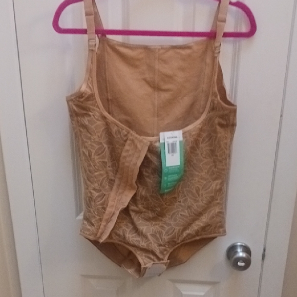 Tan Bodysuit NWT - Picture 1 of 9